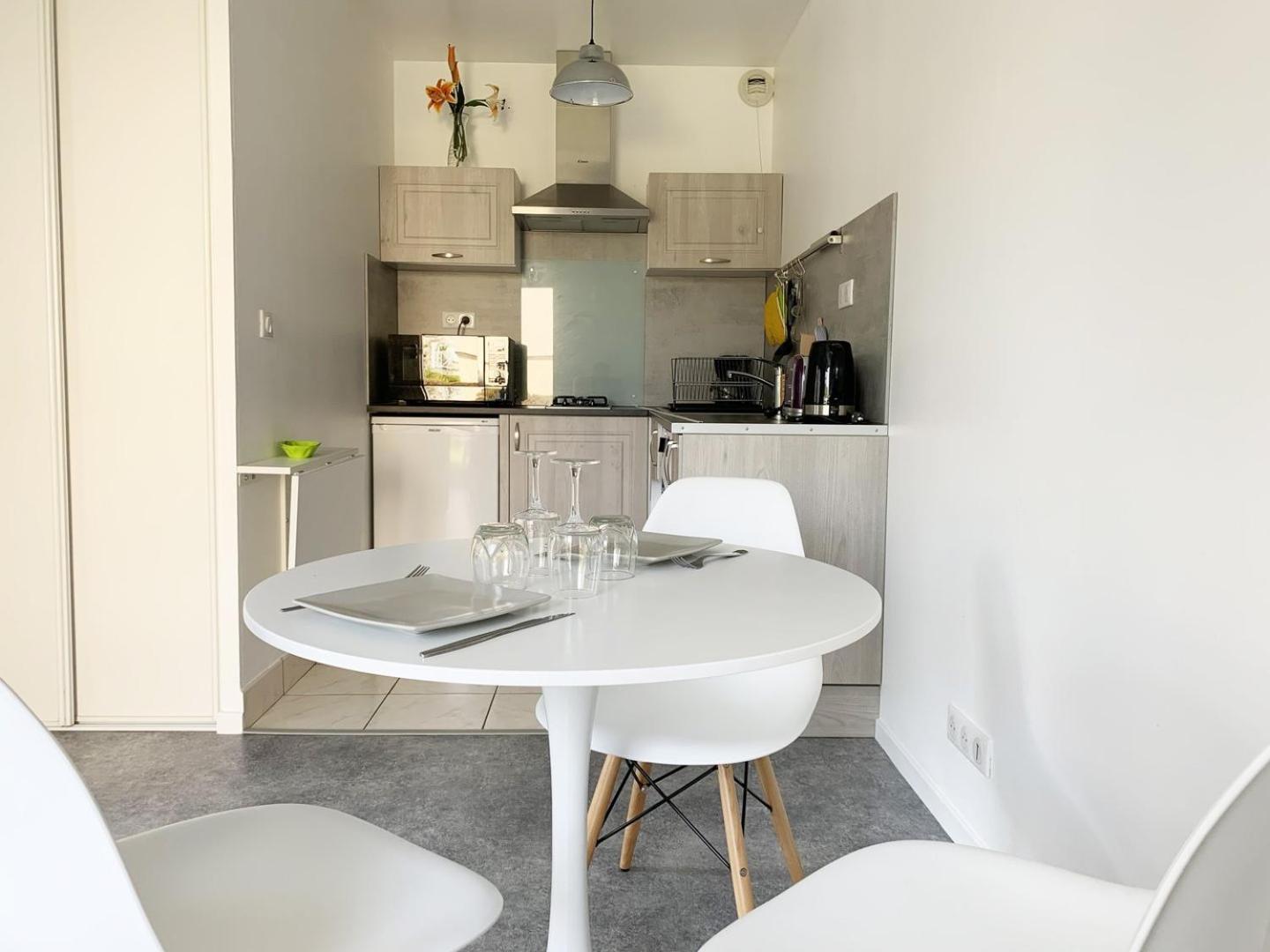 Le Matisse Appartement Mainvilliers  Buitenkant foto