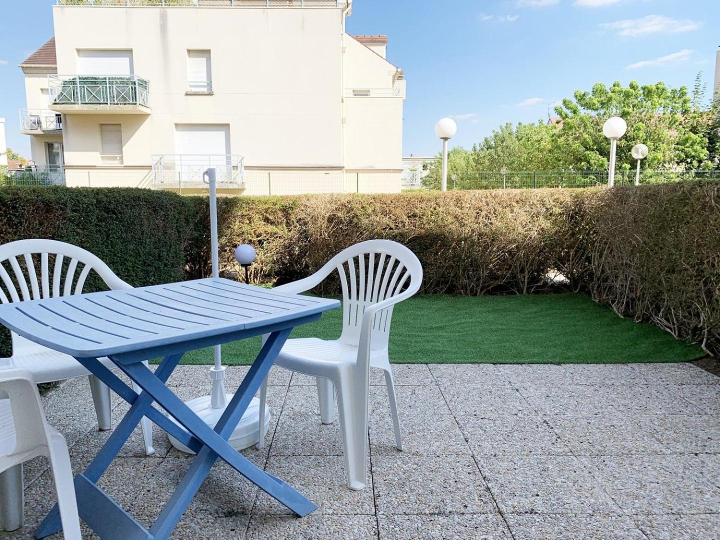 Le Matisse Appartement Mainvilliers  Buitenkant foto